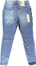 Load image into Gallery viewer, TIME AND TRU High Rise Stretch Fit Jeggings (Medium only)